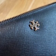 kate spade サンダル　&  TORY BURCH財布の画像