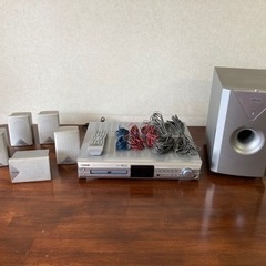 只今、お話中です。TEAC  PL-D2000 DVD HOME...