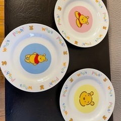 【新品】プーさんのプレート（3枚セット）の画像