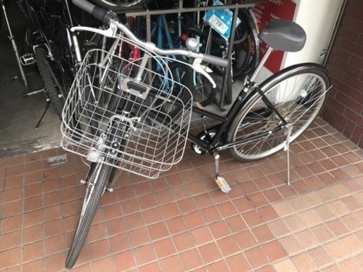 27インチ　外装6段変速　ledライト付き　パンクしにくいタイヤ　ブラック