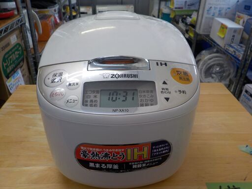 ID032064　炊飯器５．５合炊（２０１６年象印製）