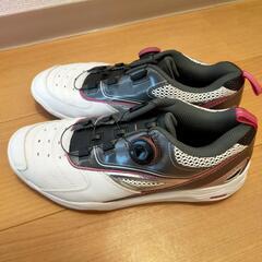 ★お取引中★【美品】TIGORA バドミントンシューズ 26.0cm