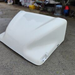 送料込　いすゞ　エルフ　ワイドキャブ　導風板　エアディフレクター　