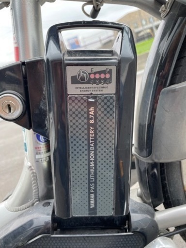 YAMAHA  電動自転車　PAS Natura　26インチ　8.7Ah　シルバー