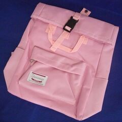 帆布製 ピンクのリュック 新品 ノーブランド 市内で手渡しできる方
