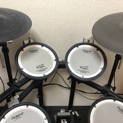 電子ドラム　Roland DRUM SOUND MODEL TD-11