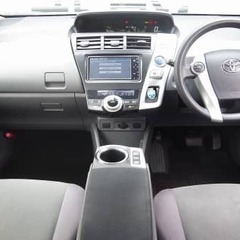 自社ローンって知ってますか？信販会社を通さないんです😎金利０％＆キャンペーン中✨装備充実！トヨタ プリウス　アルファ Ｓの画像