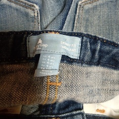 GAP　デニム　ジーンズ　ひざ上丈　baby GAP　110cm 4yrs　ショートパンツの画像