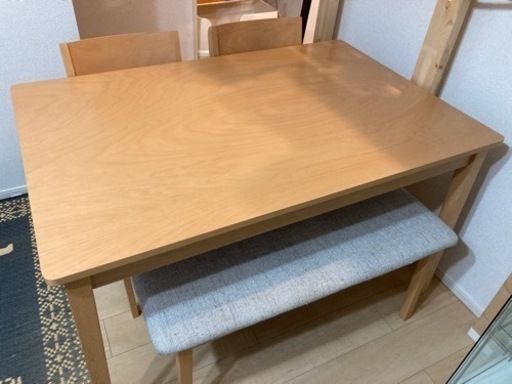 お取引先決まりました　ニトリ　ダイニングテーブル４点セット