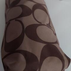 UVカット率99%  これからの季節に！
COACH コーチ UVカット シグネチャー ミニ アンブレラ
 晴雨兼用傘☂の画像