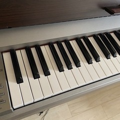 電子ピアノ