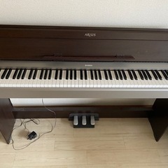 電子ピアノの画像