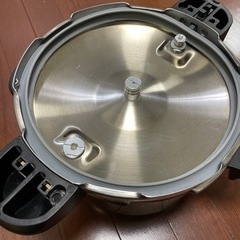 ワンダーシェフ 魔法のクイック料理 両手圧力鍋 5.5L QDA55の画像