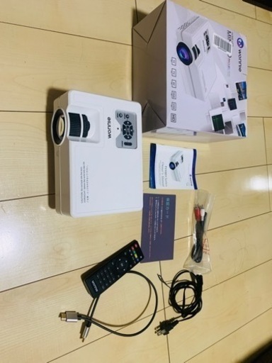 【譲渡先決まりました】小型プロジェクター