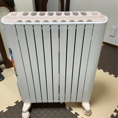 デロンギ　オイルヒーターの画像