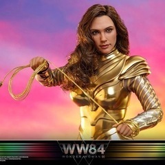 ムービー・マスターピース 1/6 ワンダーウーマン ゴールドアーマー版 [ホットトイズ]の画像