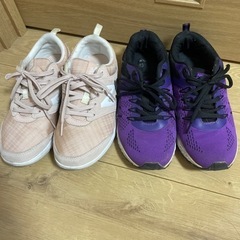 運動靴