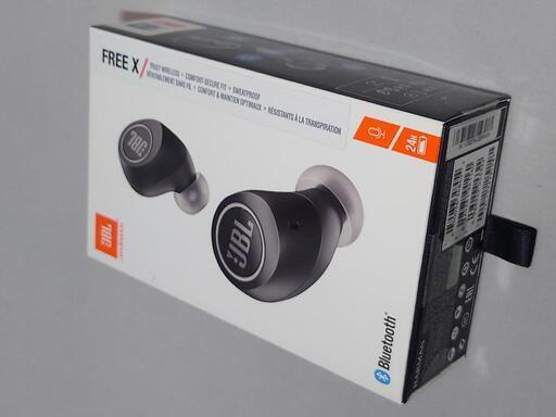 ワイヤレスイヤホン　JBL FREE X BLACK