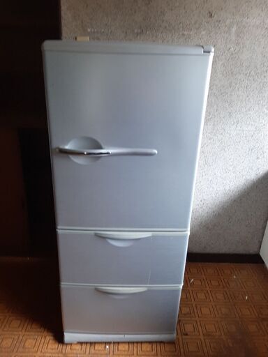 2011年製　ハイアールアクア冷蔵庫