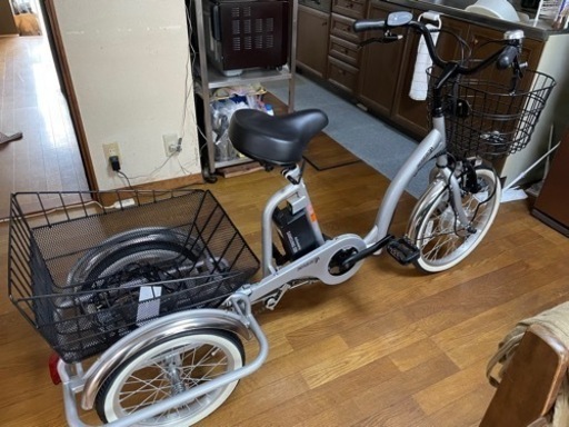 (再掲載)未使用・新品同等・電動アシスト自転車・三輪