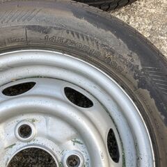 ☆無料☆地元のみ発送不可☆145/70R12 BS　SNEAKER　鉄ホイール付き　４本セット☆の画像