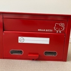 ハローキティ　郵便ポスト