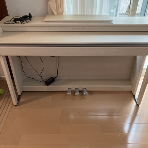 鍵盤楽器、ピアノ KAWAI CN27A