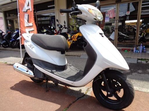 NO.4324　ＪＯＧ ＺＲ エボリューション （ＪＯＧ） 水冷４サイクルエンジン　ＦＩ車　ハネ付き ディスクブレーキ　キャストホイール　ホワイト　☆彡