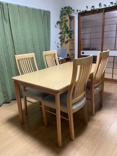 2019年製ニトリ　ダイニングテーブル　椅子　セット　5点