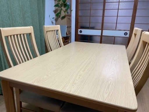 2019年製ニトリ　ダイニングテーブル　椅子　セット　5点 