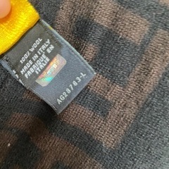 FENDI フェンディ　マフラー　ズッカ柄　リバーシブル 正規品 FENDI フリンジFFランダムズッカ柄リバーシブルウールマフラー