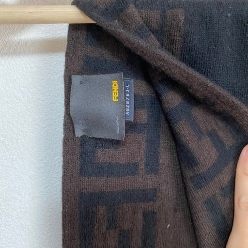 FENDI フェンディ マフラー 正規品 美品 ズッカ柄 リバーシブル 黒 茶色