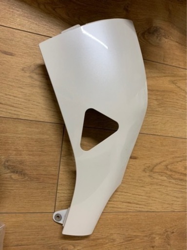 ハイエース　6型　新車外し　純正　ガッツミラーとパネル