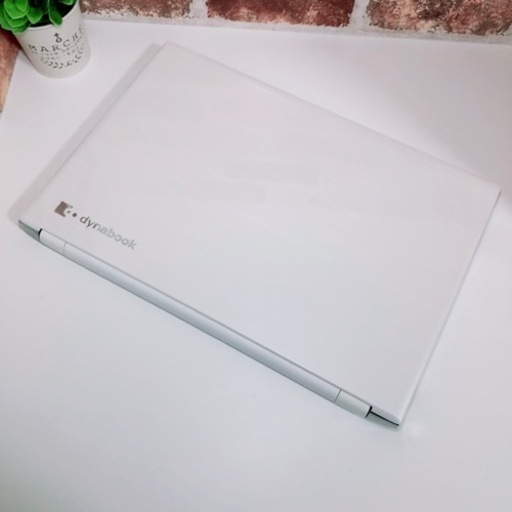大容量SSD搭載♪白くてかわいい高年式ハイスペPC