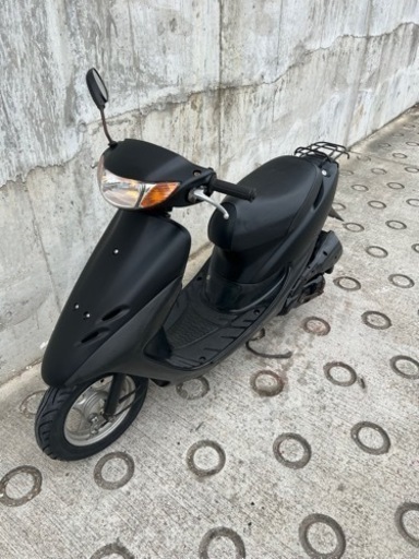 大人気車種セール‼️ 前後タイヤバッテリー新品♪ 嬉しいシート張替え済み✨ マットブラック ライブディオ✴