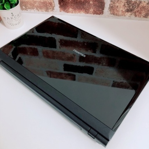 光沢ツヤツヤPC♪画面が大きくて見やすいですよ(๑>◡<๑) 光沢ツヤツヤPC♪画面が大きくて見やすいですよ(๑>◡<๑)