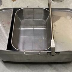 【値下げしました！！】フライヤー用油缶（未使用）