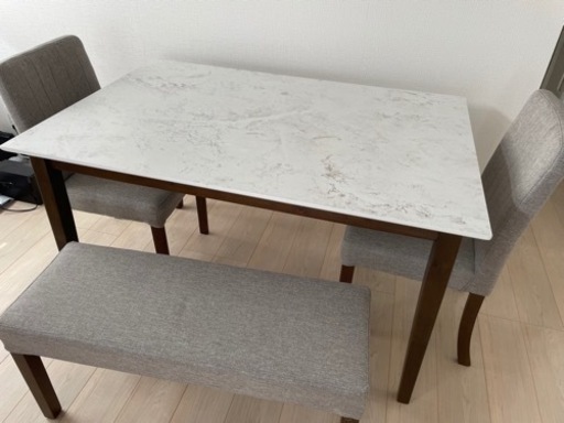 【美品】値下げ‼︎大理石柄ダイニングテーブル4点セット