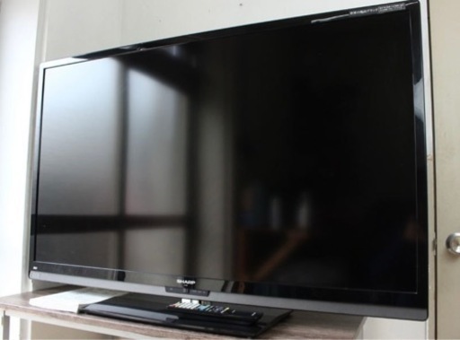 お引取り限定 11年製 SHARP AQUOS シャープ 52V型液晶テレビ