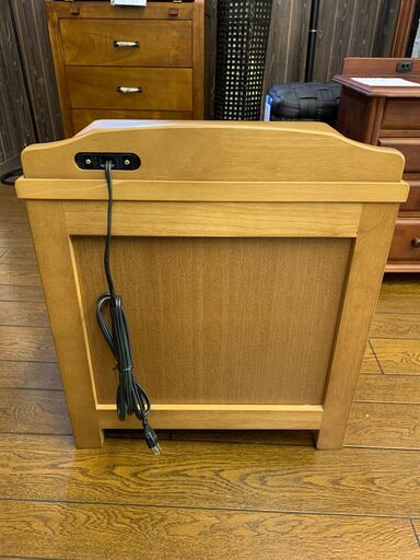 【カグマニア】【引き取り限定】【karimoku】サイドテーブル