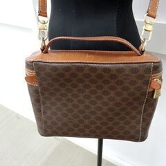 80-4 セリーヌ CELINE マカダム柄 バニティ バッグ PVC レザー 楽天市場】美品 CELINE セリーヌ ヴィンテージ マカダム ブラウン