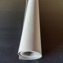 グレーのレザーシート　【現品限り】1ミリ厚　400ミリｘ2190ミリ　-1枚の画像