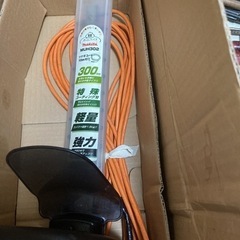 【お取引中】マキタ 生垣バリカン バリカン 草刈機 芝刈機 電動...