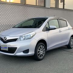 ヴィッツ　4WD　スマイルエディション　平成25年式　8.9万キロ