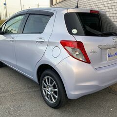 ヴィッツ　4WD　スマイルエディション　平成25年式　8.9万キロの画像