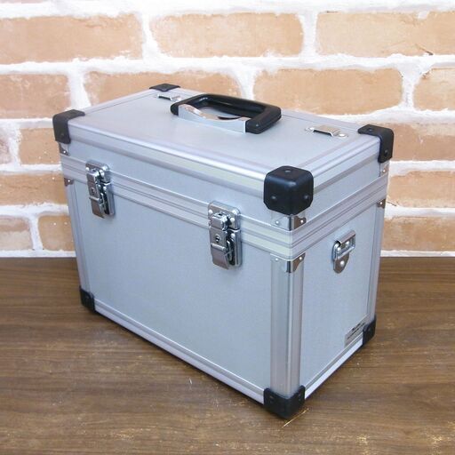 Minette マイネッテ アルミケース 寸法(約）W36×D20×H30cm シルバー 銀 ベルト付き 鍵ありません 中古品【モノ市場 東海店】139