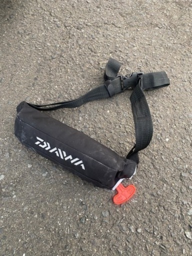 釣り　ライフジャケット　ダイワ