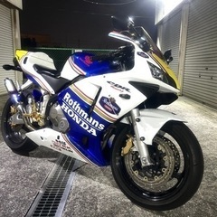 CBR600RR ロスマンズ　PC37 HONDA