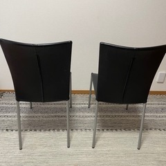 ダイニングチェア二脚セットの画像