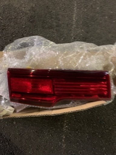 E52エルグランド前期テールセット?